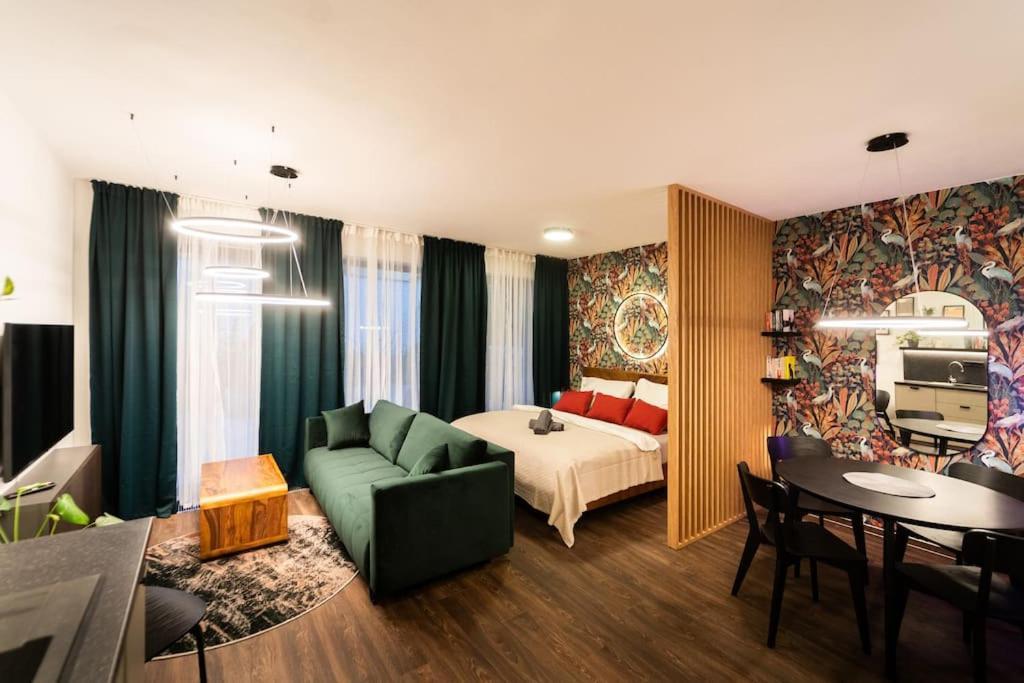 Green Garden Sauna Apartment Brno Buitenkant foto